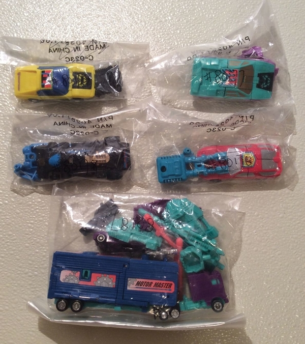 Unreleased G1 Stunticon Set Sells For Nearly 27,000 USD On EBay  (1 of 8)